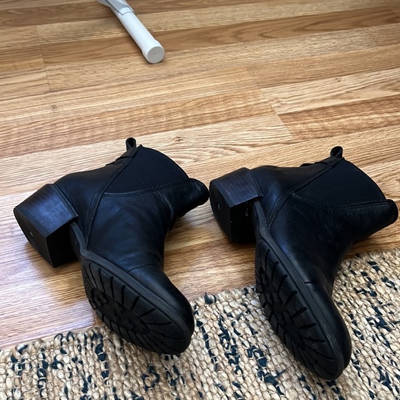 Timberland black boots - Picture 6 of 9